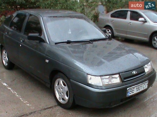Зеленый ВАЗ 2112, объемом двигателя 1.6 л и пробегом 240 тыс. км за 2200 $, фото 1 на Automoto.ua