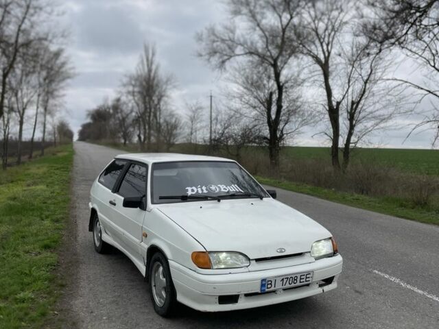 Белый ВАЗ 2113 Самара, объемом двигателя 1.6 л и пробегом 200 тыс. км за 1400 $, фото 1 на Automoto.ua