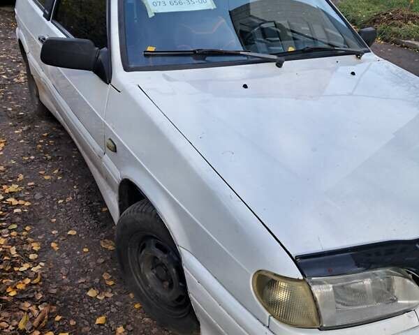 Белый ВАЗ 2113 Самара, объемом двигателя 1.6 л и пробегом 138 тыс. км за 1200 $, фото 1 на Automoto.ua