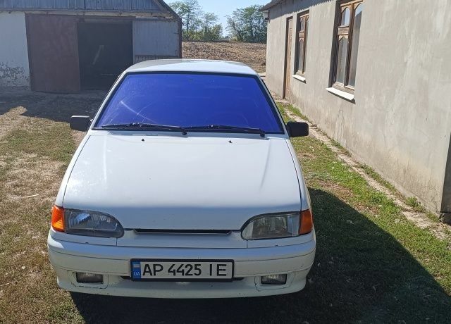 Білий ВАЗ 2113 Самара, об'ємом двигуна 1.6 л та пробігом 224 тис. км за 2000 $, фото 1 на Automoto.ua