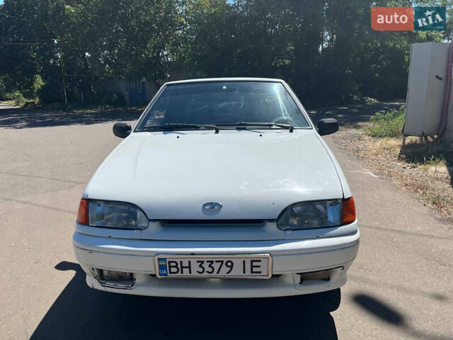 Белый ВАЗ 2113 Самара, объемом двигателя 1.6 л и пробегом 160 тыс. км за 1700 $, фото 1 на Automoto.ua