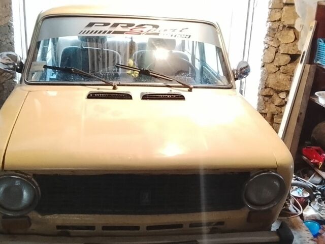 Бежевый ВАЗ 2113 Самара, объемом двигателя 7 л и пробегом 340 тыс. км за 550 $, фото 1 на Automoto.ua