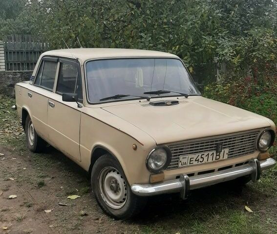 Бежевый ВАЗ 2113 Самара, объемом двигателя 0 л и пробегом 1 тыс. км за 456 $, фото 1 на Automoto.ua