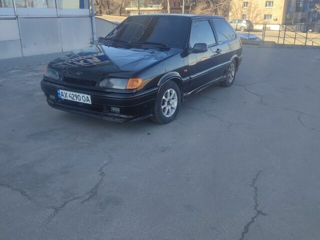 Черный ВАЗ 2113 Самара, объемом двигателя 1.5 л и пробегом 200 тыс. км за 1400 $, фото 1 на Automoto.ua