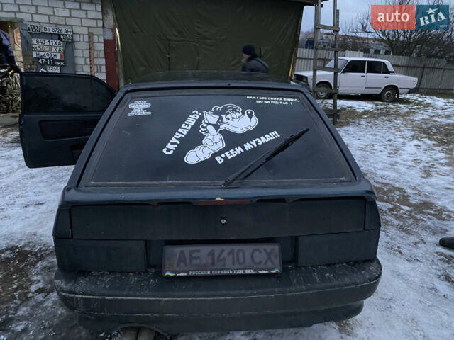 Чорний ВАЗ 2113 Самара, об'ємом двигуна 1.5 л та пробігом 152 тис. км за 2000 $, фото 1 на Automoto.ua