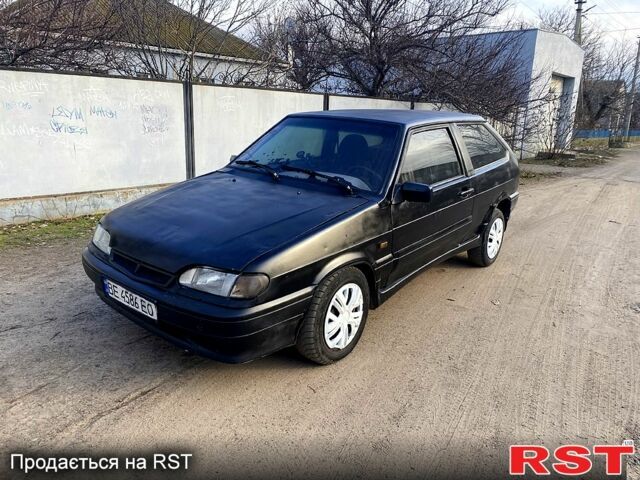 Черный ВАЗ 2113 Самара, объемом двигателя 1.6 л и пробегом 19800 тыс. км за 1000 $, фото 1 на Automoto.ua