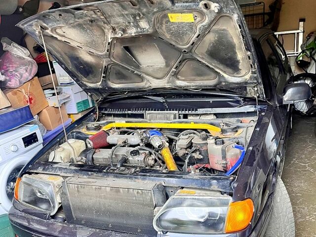 Черный ВАЗ 2113 Самара, объемом двигателя 1.6 л и пробегом 19000 тыс. км за 5000 $, фото 1 на Automoto.ua