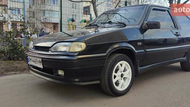 Черный ВАЗ 2113 Самара, объемом двигателя 1.6 л и пробегом 220 тыс. км за 1900 $, фото 1 на Automoto.ua
