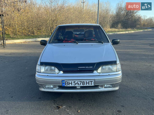 Серый ВАЗ 2113 Самара, объемом двигателя 1.5 л и пробегом 230 тыс. км за 1650 $, фото 1 на Automoto.ua