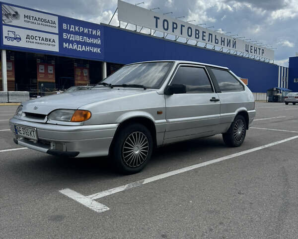 Серый ВАЗ 2113 Самара, объемом двигателя 1.5 л и пробегом 200 тыс. км за 1900 $, фото 1 на Automoto.ua