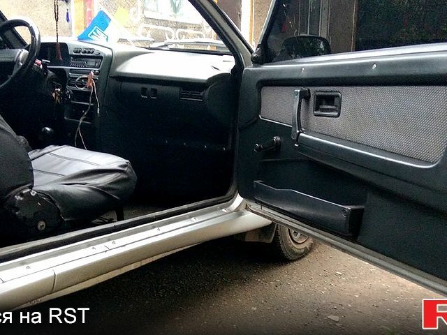 Сірий ВАЗ 2113 Самара, об'ємом двигуна 1.6 л та пробігом 197 тис. км за 2500 $, фото 1 на Automoto.ua