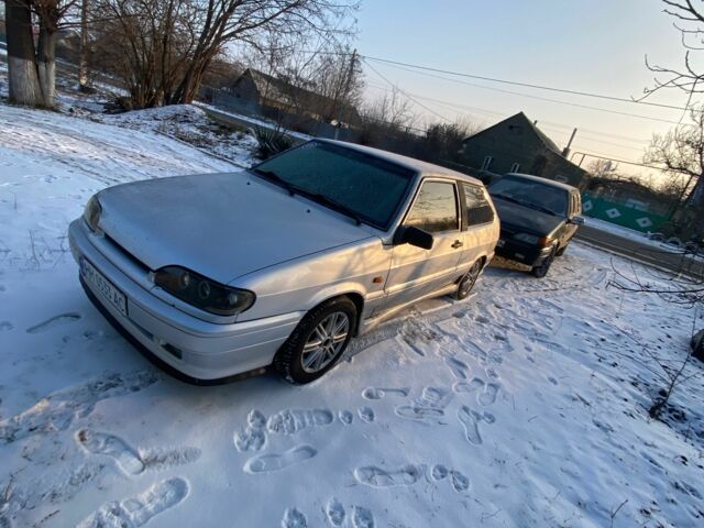 Серый ВАЗ 2113 Самара, объемом двигателя 1.5 л и пробегом 333 тыс. км за 1850 $, фото 1 на Automoto.ua