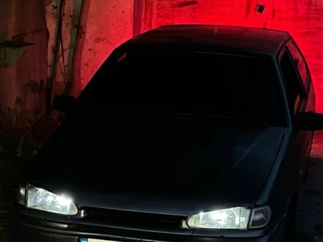 Серый ВАЗ 2113 Самара, объемом двигателя 1.6 л и пробегом 300 тыс. км за 1600 $, фото 1 на Automoto.ua