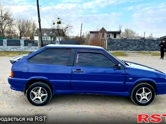 Синий ВАЗ 2113 Самара, объемом двигателя 1.5 л и пробегом 185 тыс. км за 1050 $, фото 1 на Automoto.ua