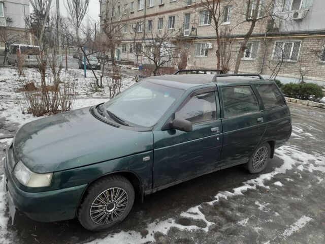 Зеленый ВАЗ 2113 Самара, объемом двигателя 1.5 л и пробегом 198 тыс. км за 750 $, фото 1 на Automoto.ua