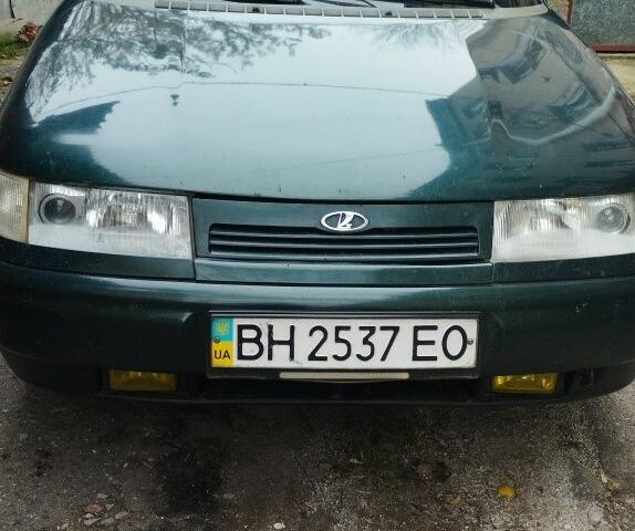 Зеленый ВАЗ 2113 Самара, объемом двигателя 1.5 л и пробегом 250 тыс. км за 2000 $, фото 1 на Automoto.ua