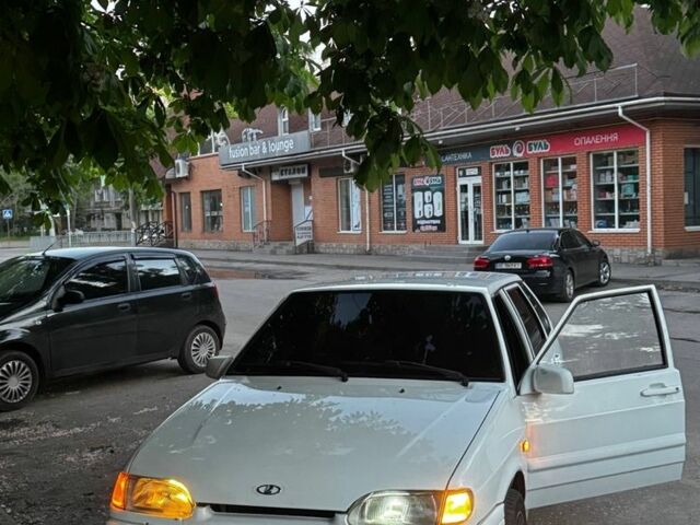 Белый ВАЗ 2114 Самара, объемом двигателя 1.6 л и пробегом 777 тыс. км за 2500 $, фото 1 на Automoto.ua
