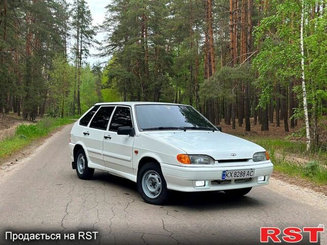 Белый ВАЗ 2114 Самара, объемом двигателя 1.6 л и пробегом 122 тыс. км за 3400 $, фото 1 на Automoto.ua