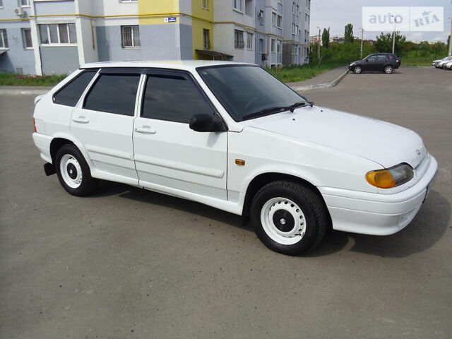 Белый ВАЗ 2114 Самара, объемом двигателя 1.6 л и пробегом 61 тыс. км за 4400 $, фото 1 на Automoto.ua