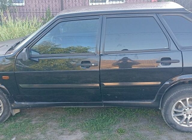 Черный ВАЗ 2114 Самара, объемом двигателя 1.6 л и пробегом 180 тыс. км за 1200 $, фото 1 на Automoto.ua