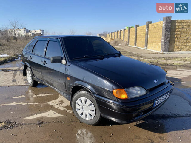 Черный ВАЗ 2114 Самара, объемом двигателя 1.6 л и пробегом 150 тыс. км за 1800 $, фото 1 на Automoto.ua