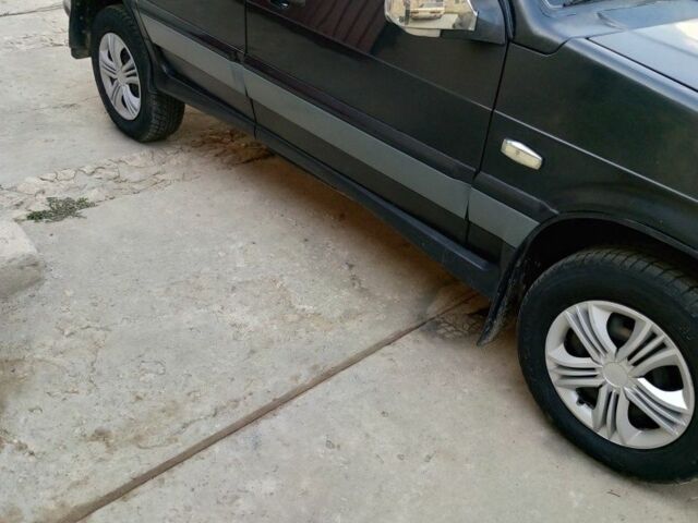 Чорний ВАЗ 2114 Самара, об'ємом двигуна 1.6 л та пробігом 120 тис. км за 1750 $, фото 1 на Automoto.ua