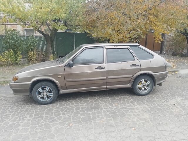 Коричневий ВАЗ 2114 Самара, об'ємом двигуна 1.6 л та пробігом 180 тис. км за 650 $, фото 1 на Automoto.ua
