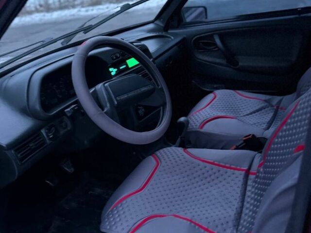 Красный ВАЗ 2114 Самара, объемом двигателя 1.5 л и пробегом 3 тыс. км за 1100 $, фото 1 на Automoto.ua