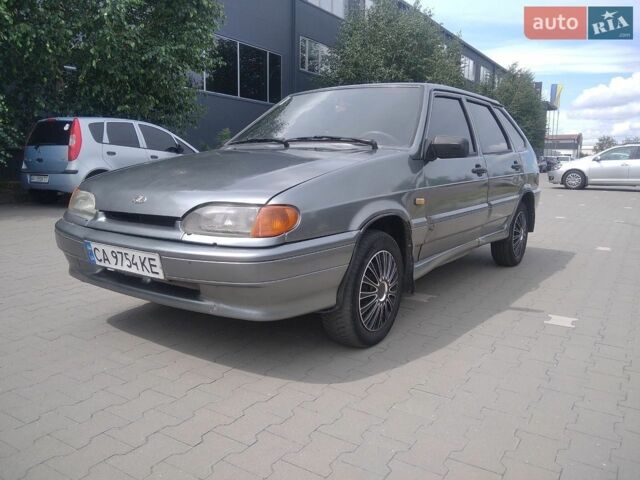Серый ВАЗ 2114 Самара, объемом двигателя 1.5 л и пробегом 300 тыс. км за 1650 $, фото 1 на Automoto.ua