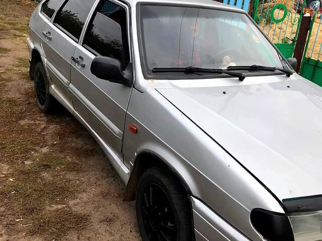 Серый ВАЗ 2114 Самара, объемом двигателя 1.6 л и пробегом 200 тыс. км за 1170 $, фото 1 на Automoto.ua