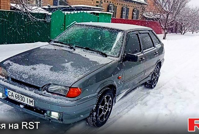 Серый ВАЗ 2114 Самара, объемом двигателя 1.5 л и пробегом 200 тыс. км за 1985 $, фото 1 на Automoto.ua