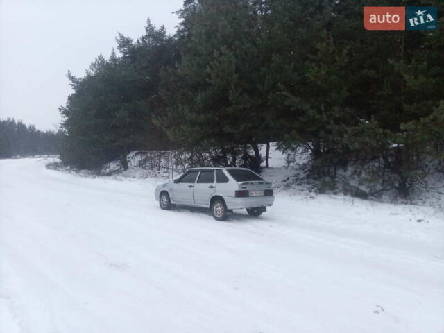 Серый ВАЗ 2114 Самара, объемом двигателя 1.6 л и пробегом 261 тыс. км за 2300 $, фото 1 на Automoto.ua
