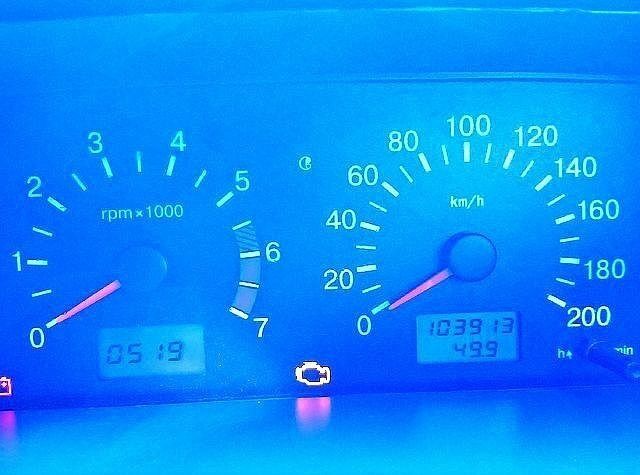 Серый ВАЗ 2114 Самара, объемом двигателя 1.6 л и пробегом 103 тыс. км за 3333 $, фото 1 на Automoto.ua