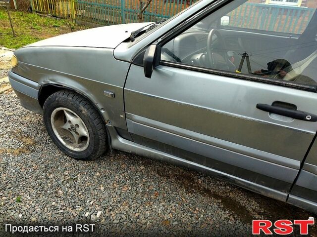 Сірий ВАЗ 2114 Самара, об'ємом двигуна 1.5 л та пробігом 185 тис. км за 900 $, фото 1 на Automoto.ua