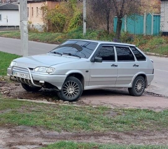 Серый ВАЗ 2114 Самара, объемом двигателя 0 л и пробегом 197 тыс. км за 2700 $, фото 1 на Automoto.ua