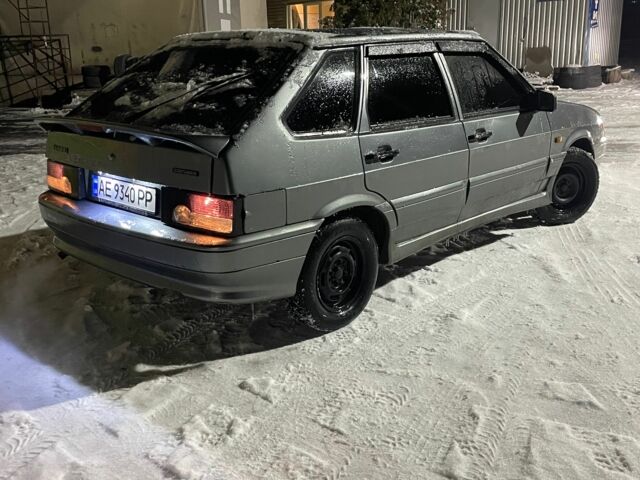 Серый ВАЗ 2114 Самара, объемом двигателя 1.6 л и пробегом 200 тыс. км за 1000 $, фото 1 на Automoto.ua