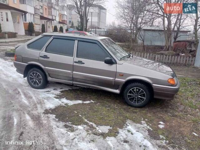 Серый ВАЗ 2114 Самара, объемом двигателя 1.6 л и пробегом 115 тыс. км за 2000 $, фото 1 на Automoto.ua