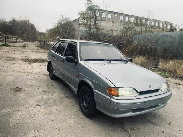 Серый ВАЗ 2114 Самара, объемом двигателя 1.5 л и пробегом 206 тыс. км за 1550 $, фото 1 на Automoto.ua