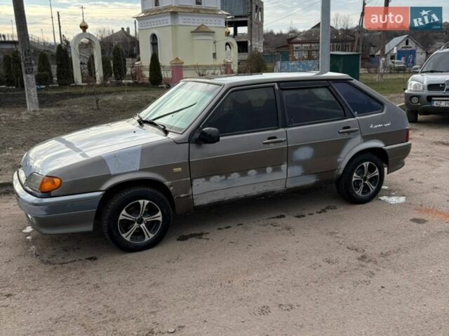 Серый ВАЗ 2114 Самара, объемом двигателя 1.6 л и пробегом 150 тыс. км за 999 $, фото 1 на Automoto.ua