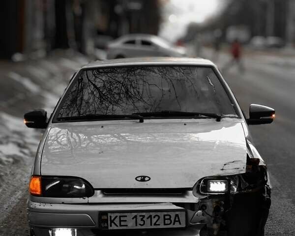 Серый ВАЗ 2114 Самара, объемом двигателя 1.6 л и пробегом 180 тыс. км за 2400 $, фото 1 на Automoto.ua