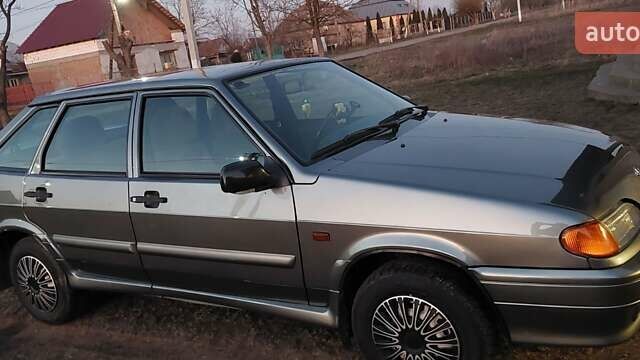 Серый ВАЗ 2114 Самара, объемом двигателя 1.6 л и пробегом 133 тыс. км за 3000 $, фото 1 на Automoto.ua
