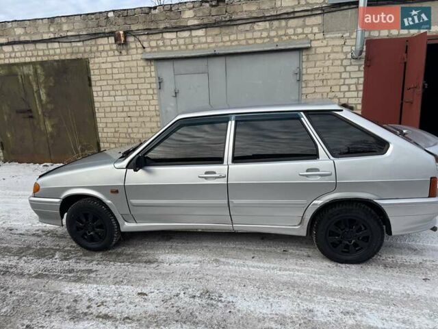 Серый ВАЗ 2114 Самара, объемом двигателя 1.6 л и пробегом 170 тыс. км за 3000 $, фото 1 на Automoto.ua