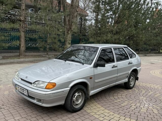 Серый ВАЗ 2114 Самара, объемом двигателя 1.6 л и пробегом 118 тыс. км за 1999 $, фото 1 на Automoto.ua