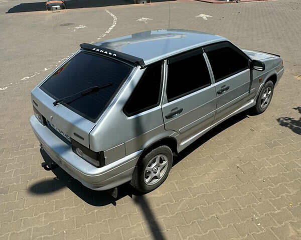 Серый ВАЗ 2114 Самара, объемом двигателя 1.6 л и пробегом 300 тыс. км за 2500 $, фото 1 на Automoto.ua