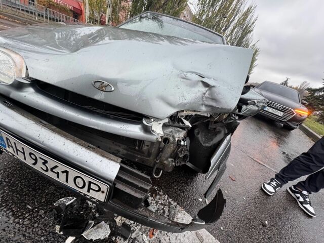 Серый ВАЗ 2114 Самара, объемом двигателя 1.6 л и пробегом 140 тыс. км за 691 $, фото 1 на Automoto.ua