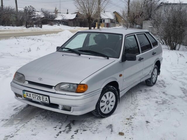 Серый ВАЗ 2114 Самара, объемом двигателя 1 л и пробегом 137 тыс. км за 2450 $, фото 1 на Automoto.ua