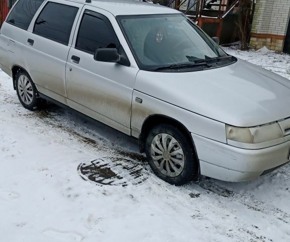 Сірий ВАЗ 2114 Самара, об'ємом двигуна 1.6 л та пробігом 2 тис. км за 2000 $, фото 1 на Automoto.ua