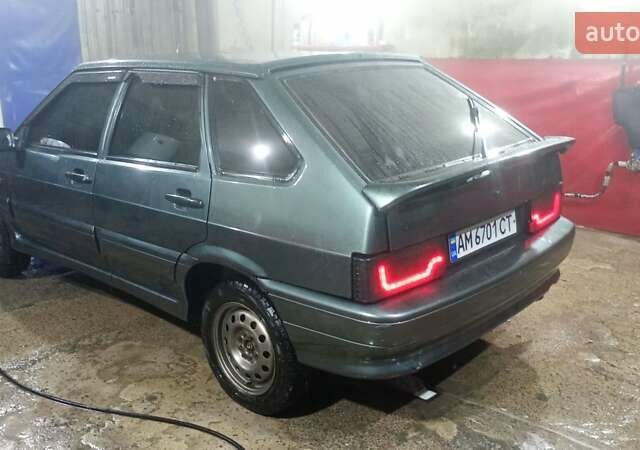 Зеленый ВАЗ 2114 Самара, объемом двигателя 1.6 л и пробегом 250 тыс. км за 1999 $, фото 1 на Automoto.ua
