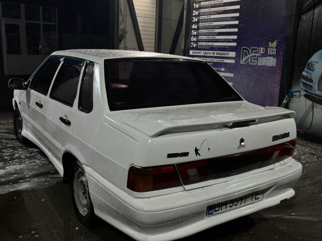 Белый ВАЗ 2115 Самара, объемом двигателя 1.5 л и пробегом 300 тыс. км за 1099 $, фото 1 на Automoto.ua