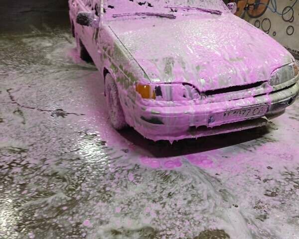 Белый ВАЗ 2115 Самара, объемом двигателя 1.6 л и пробегом 221 тыс. км за 1200 $, фото 1 на Automoto.ua